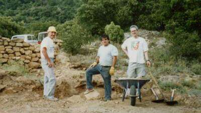 El Mari, Ignacio y Juan Carlos, los pioneros de la obra, junto con Pedro -el fotografo-