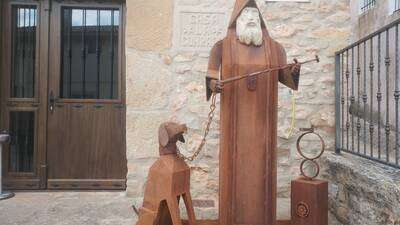 Escultura de Monje Benedictino