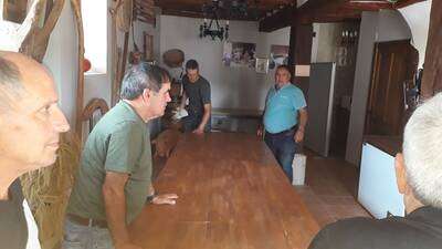 Mesa para la Casa Encantada de Azuelo 