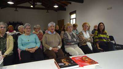 PRESENTACION DE LAS NOVELAS DE TXARO BEGUÉ TORRES