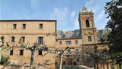 EL IES QUINTILIANO DE CALAHORRA VISITA AZUELO