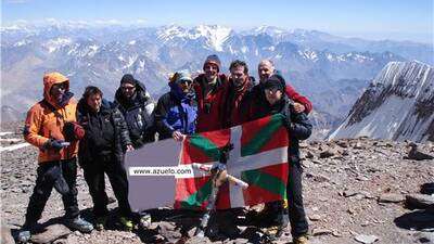 22.- El grupo en la Cima del Aconcagua 6.962m sábado 12 de enero del 2008 a las 16-45h